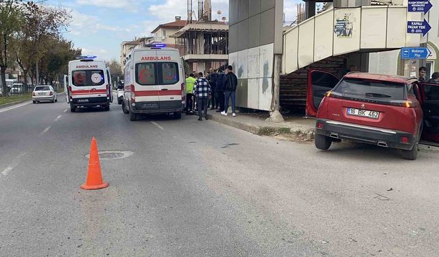 Bursa'da kavşakta feci kaza: 5 yaralı