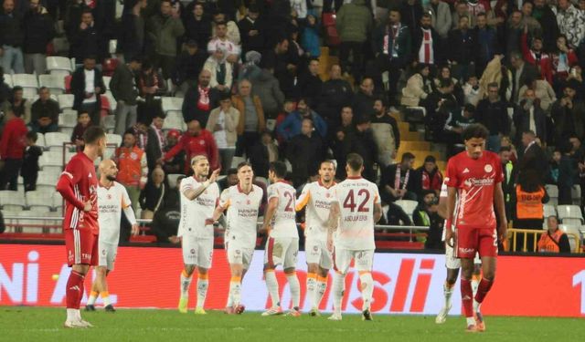 Mauro Icardi bu sezonki 8. golünü kaydetti