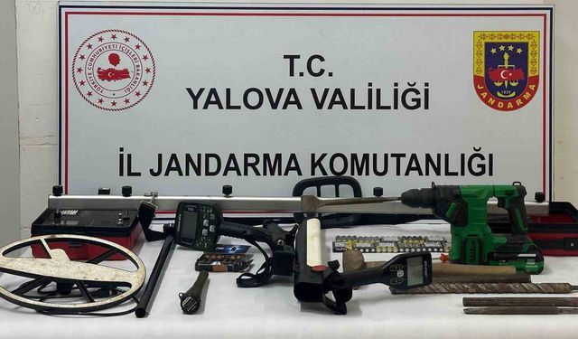 Yalova'da 5 defineci suçüstü yakalandı