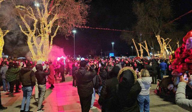 Bandırma, 2026'ya coşkuyla girdi