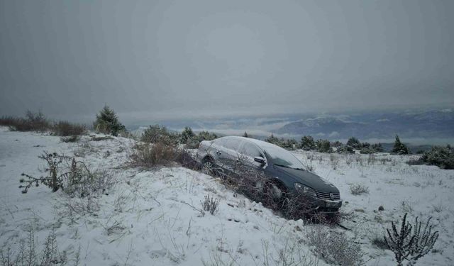 Belediye Başkanı İlhan Özden'in makam aracı kaza yaptı