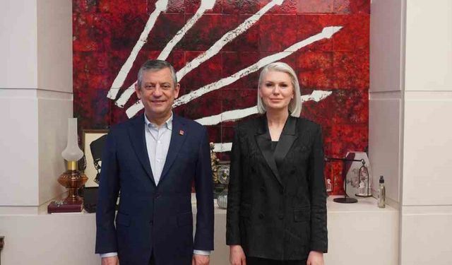 Belediye Başkanı Subaşı Genel Başkan Özgür Özel ile bir araya geldi