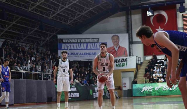 Büyükşehir Basketbol parkeye çıkıyor: Hedef 11'de 11