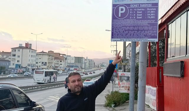 CHP'li meclis üyesi ile AK Partili meclis üyesinin otopark tartışması: 'Yalanlarınız batsın'