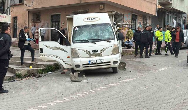 Edremit'te alacak verecek kavgası kanlı bitti: 2 yaralı