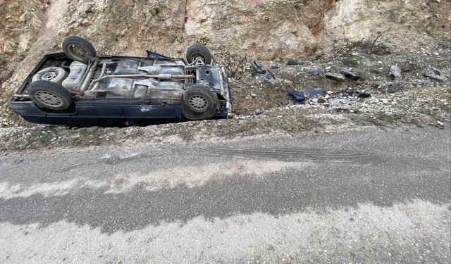 Kontrolden çıkan otomobil takla attı; 2 yaralı