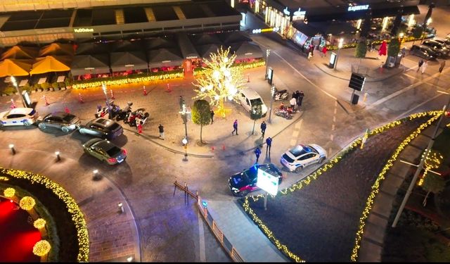 Sarıyer'de emniyet ekiplerinden yılbaşı denetimi: Aranması bulunan 6 kişi yakalandı