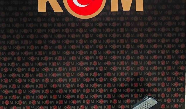 Sosyal medya paylaşımları silahlarını ele verdi