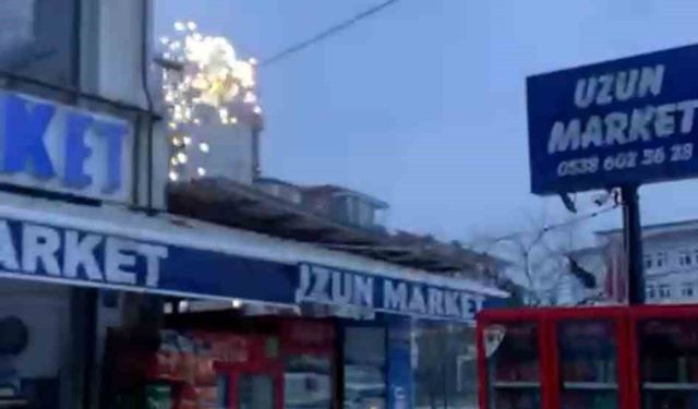 Tekirdağ'da elektrik telleri alev alarak kıvılcım saçtı