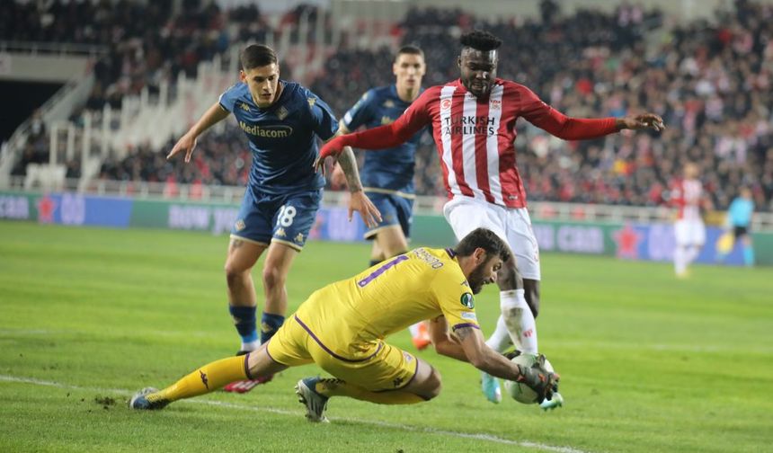 Sivasspor Fiorentina'ya 4-1 mağlup oldu