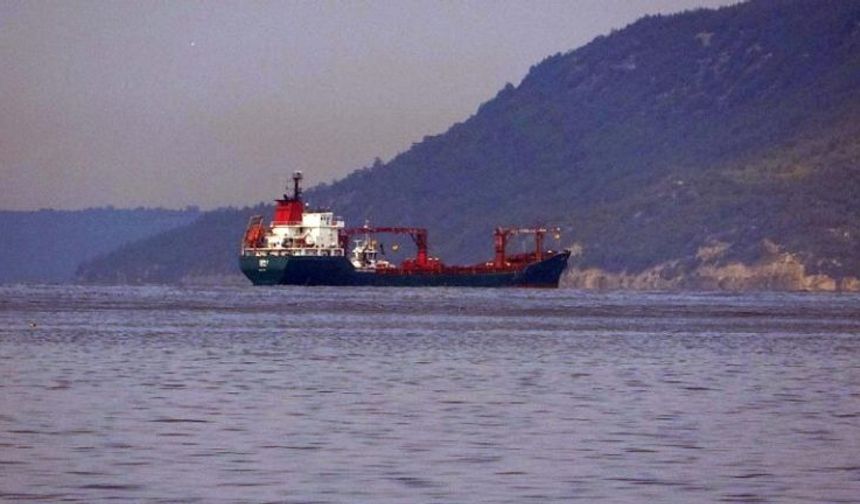 Çanakkale’de gemi trafiği askıya alındı