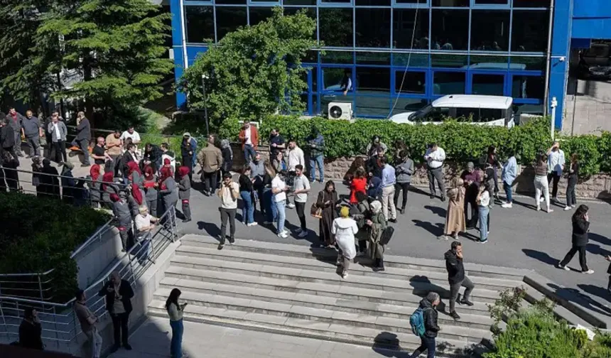 Konya'da 5,2 büyüklüğünde deprem