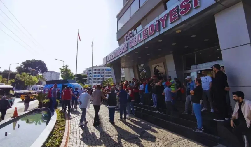 İzmir belediyelerinde grev kararı