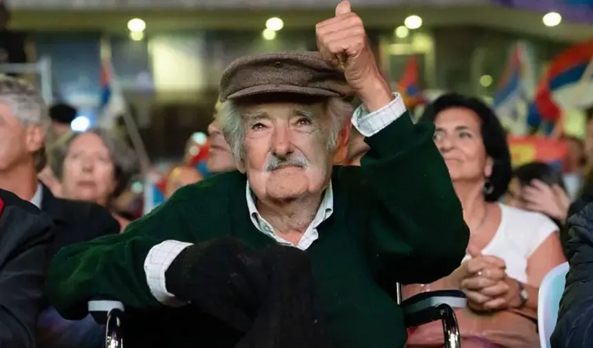 'En yoksul devlet başkanı' José Mujica hayatını kaybetti
