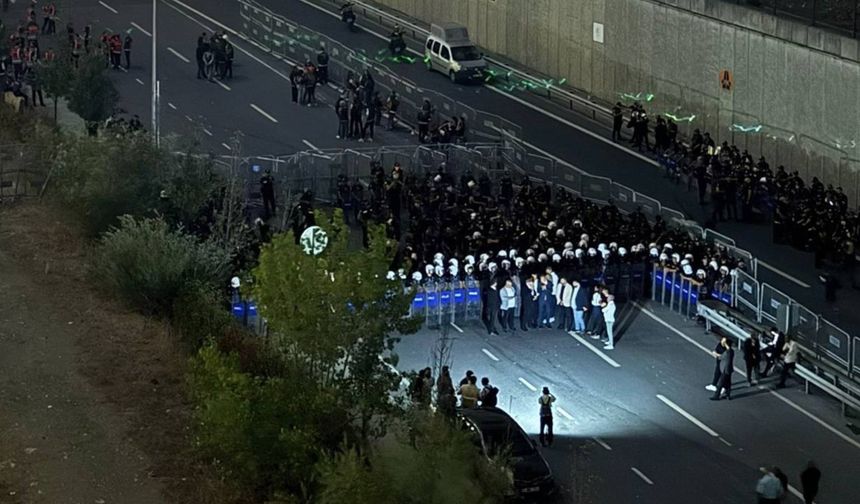 Yeşil Sol Parti: 12 Eylül’ün yıldönümünde darbe uygulamaları