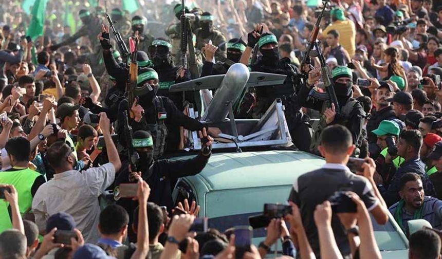 Hamas: Tüm esirleri serbest bırakmaya hazırız