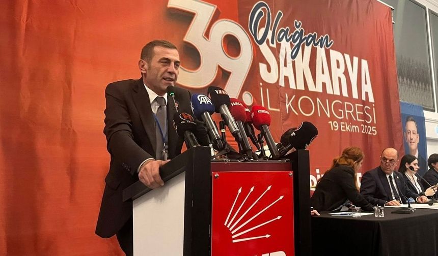 CHP Sakarya'da Curoğlu yeniden Başkan!