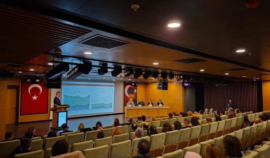 İl Müdürü Damkacı, hastaların doğru ve hızlı biçimde yönlendirilmesinin önemine dikkat çekti