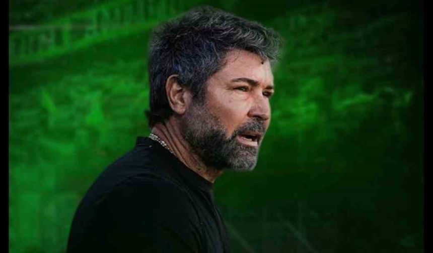 Sakaryaspor Hakan Kutlu'yu yapay zeka videosuyla açıkladı