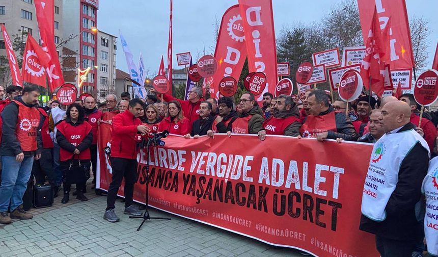 DİSK insanca yaşam talebiyle Ankara yolunda