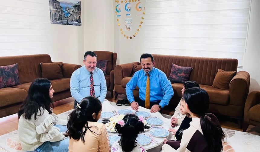 Bilecik'te Çocuk Evleri Koordinasyon Merkezinde kahvaltı programı