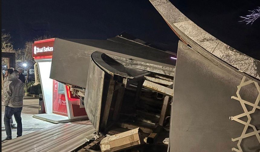 Marmara Saraylar'da dev ekran devrildi