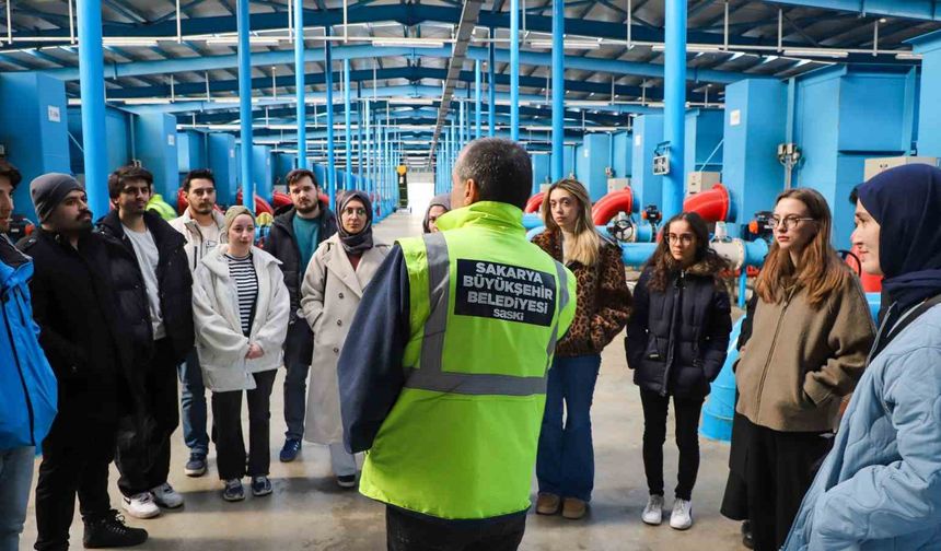 Üniversiteli hekim adayları su ve atıksu yönetimini yerinde gördü