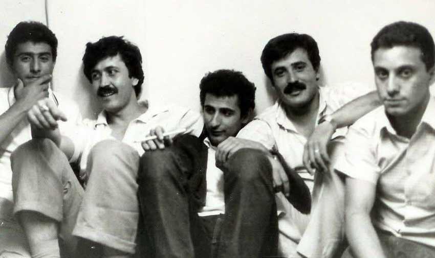 Soldan ikinci sırada Mehmet Yıldırım, sağ başta İdris Lütfü Melek ve yanında ben...