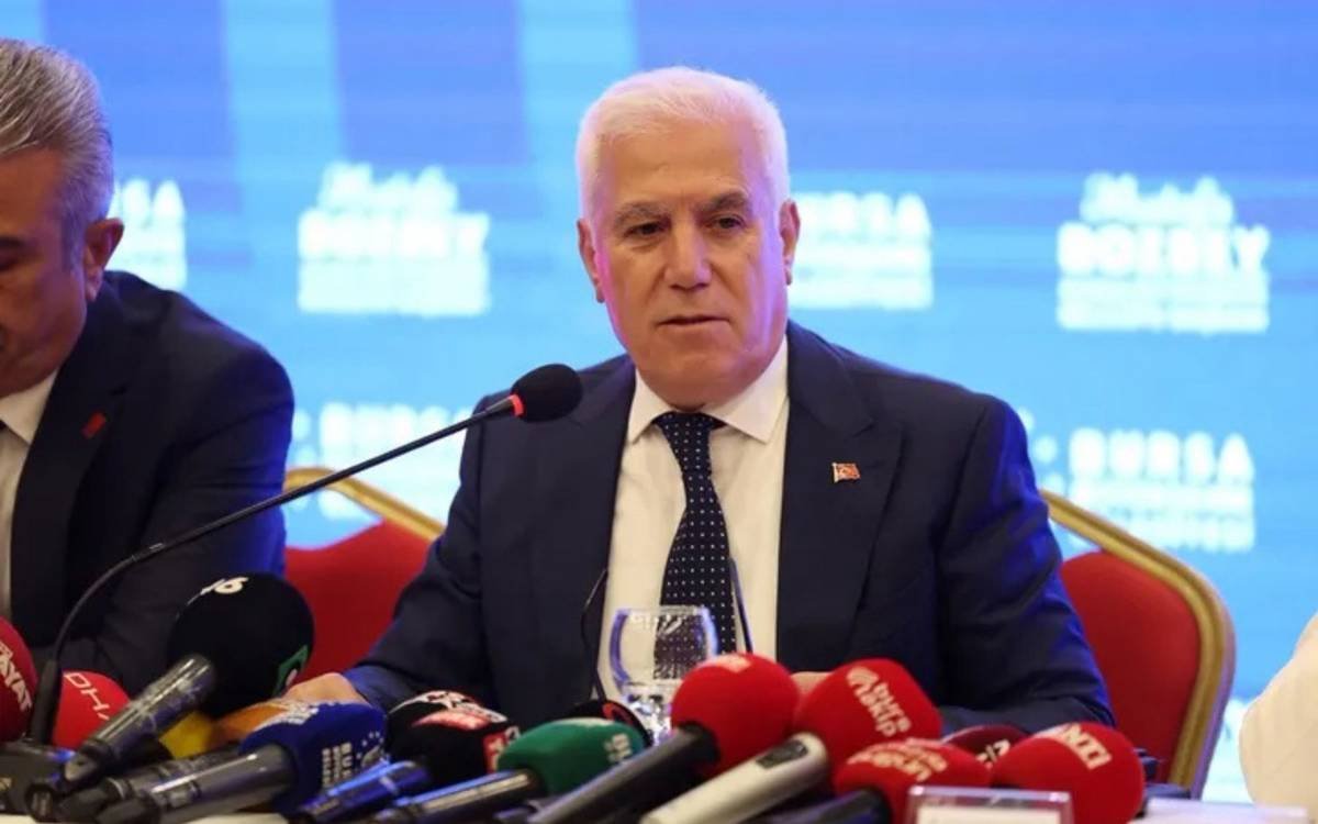 Bursa Büyükşehir Belediye Başkanı Bozbey gözaltına alındı
