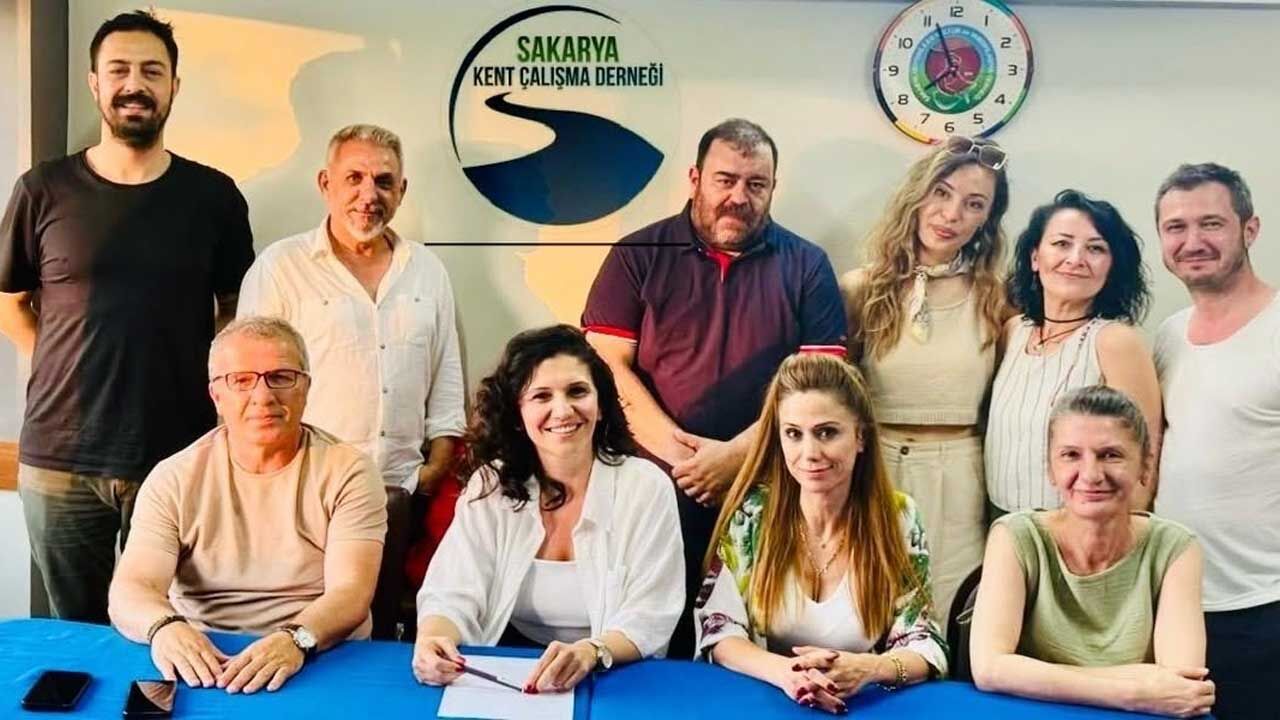 Sakarya Kent Çalışma Derneği'nde görev değişimi